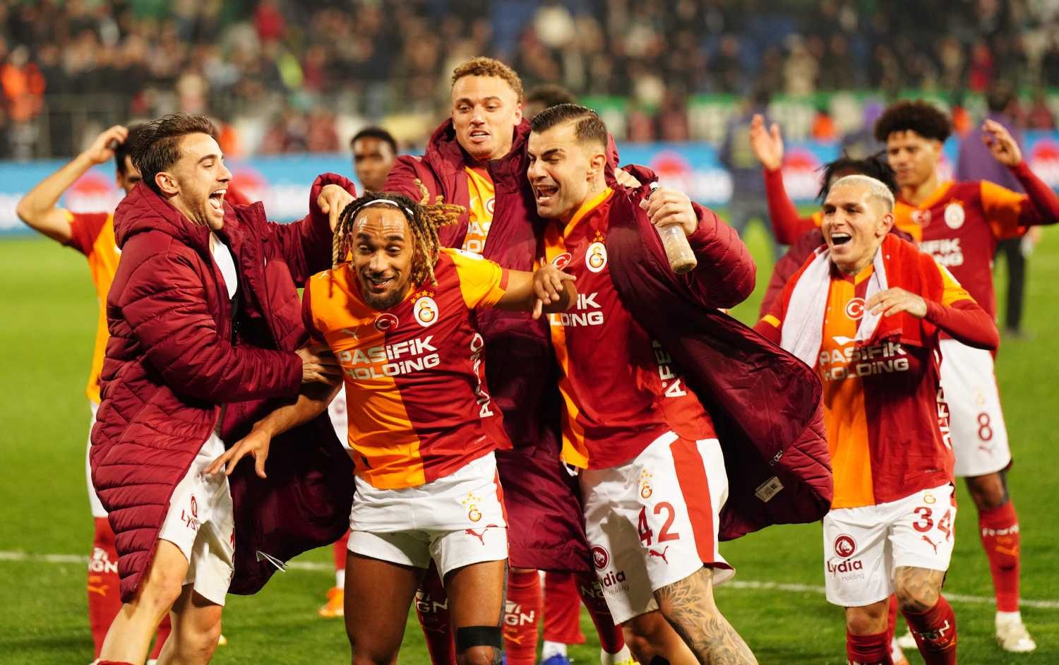 Galatasaray'da gündem yaratacak transfer gelişmesi! Noa Lang ve Barış Alper Yılmaz... 2 galatasarayda gundem yaratacak transfer gelismesi noa lang ve baris alper yilmaz 0