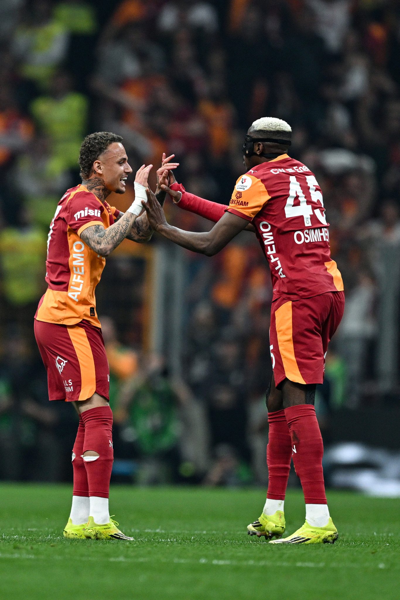 Galatasaray'da gündem yaratacak transfer gelişmesi! Noa Lang ve Barış Alper Yılmaz... 10 galatasarayda gundem yaratacak transfer gelismesi noa lang ve baris alper yilmaz 8 zdCgZ5lv