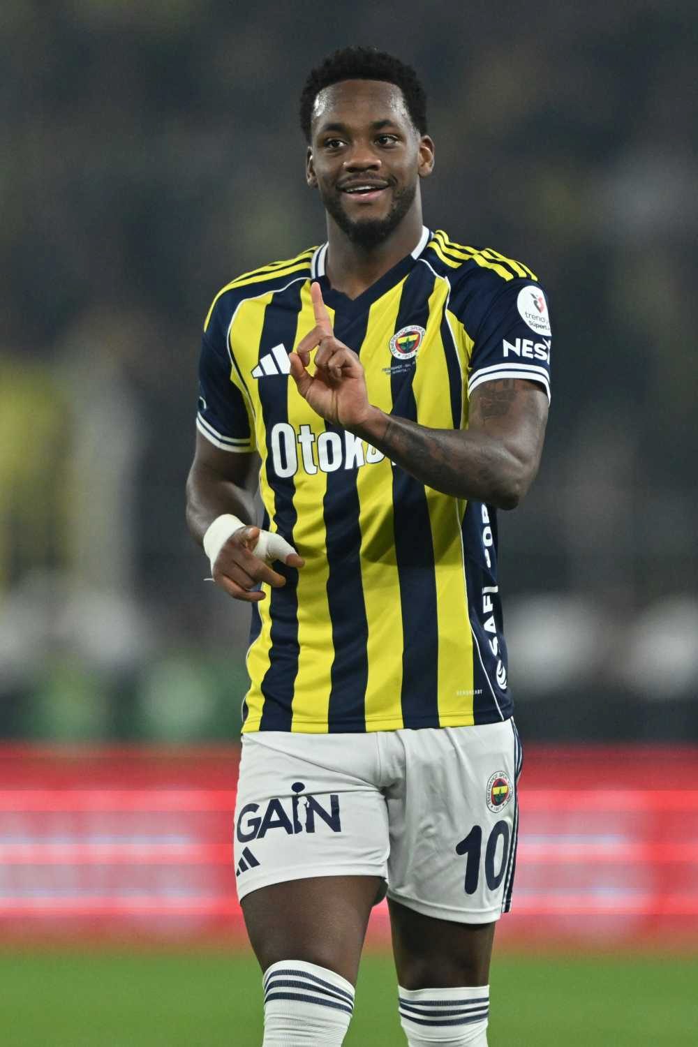 galatasarayda jhon duran cikmazi prensip anlasmasi saglanmisti fakat 2 VPJlHcXC