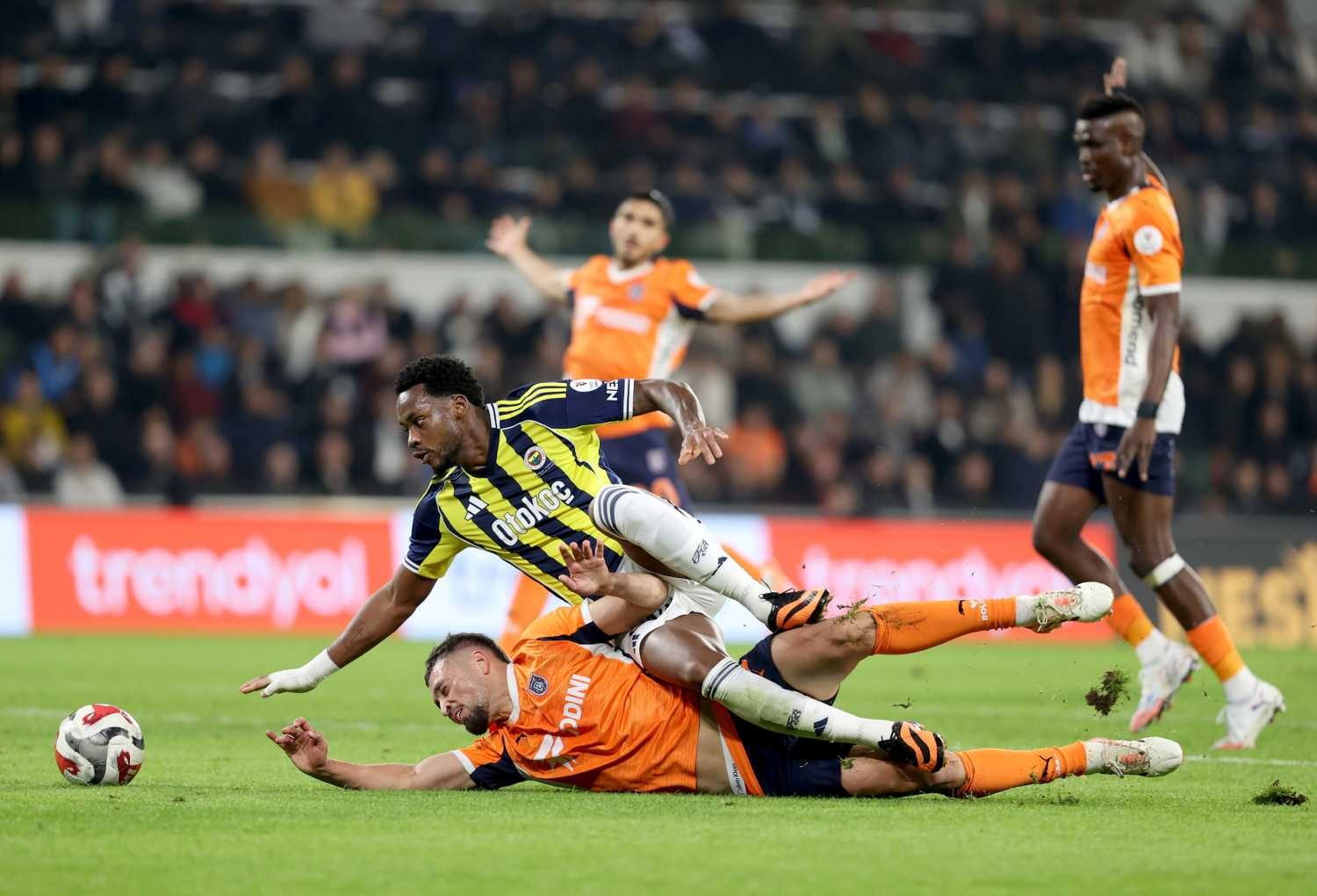 galatasarayda jhon duran cikmazi prensip anlasmasi saglanmisti fakat 6 523OMp7I