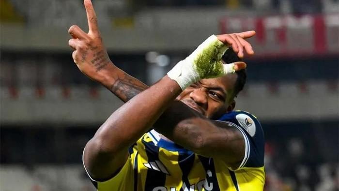 Galatasaray'da Jhon Duran gerçekleri! İşte transferin perde arkasında yaşananlar 4 galatasarayda jhon duran gercekleri iste transferin perde arkasinda yasananlar 2 YwAwkNbG