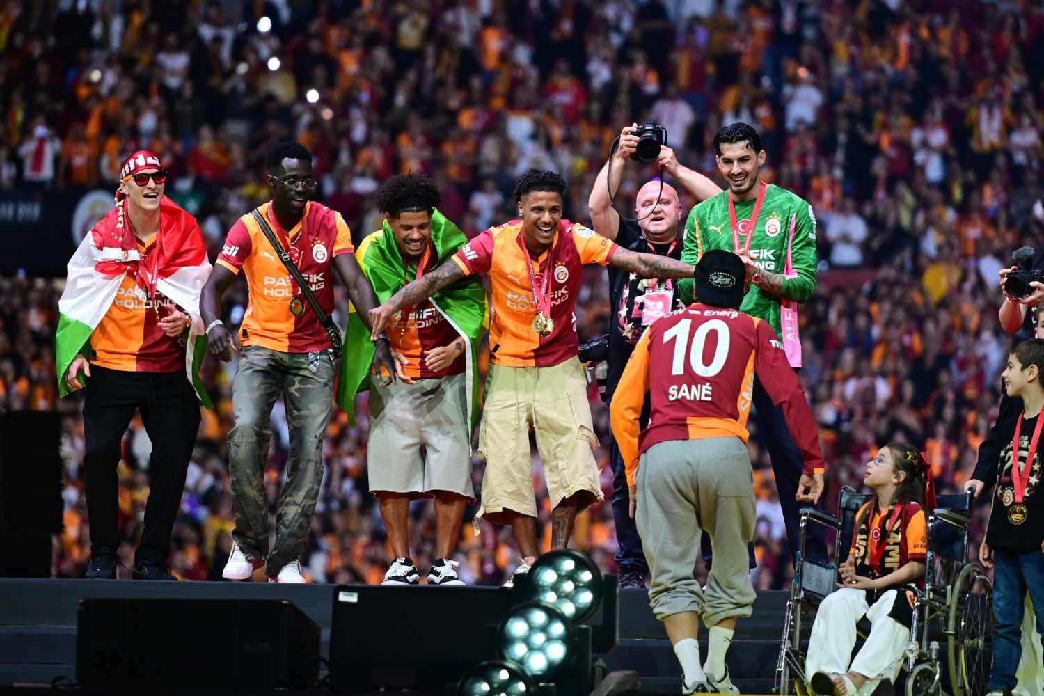 Galatasaray'da rota Enzo Millot'ya döndü! İşte transfer formülü 2 galatasarayda rota enzo millotya dondu iste transfer formulu 0