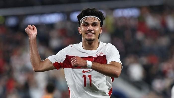 Galatasaray'da varsa yoksa Can Uzun! Okan Buruk sinyali verdi: İşte transferde son durum 6 galatasarayda varsa yoksa can uzun okan buruk sinyali verdi iste transferde son durum 4