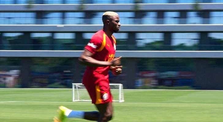 galatasarayda victor osimhen geri dondu QIBh3eUa
