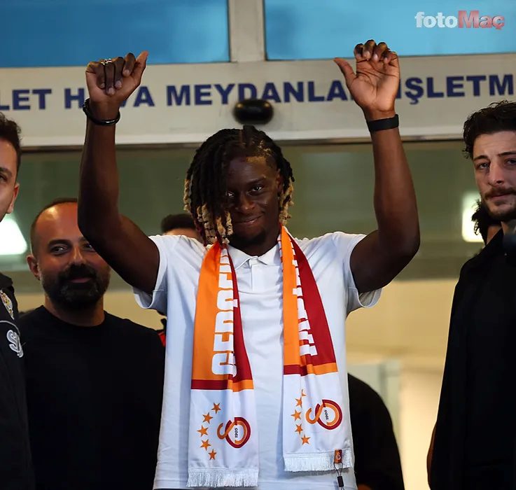 galatasaraydan 21lik golcuye kanca osimhenin alternatifi olacak 0