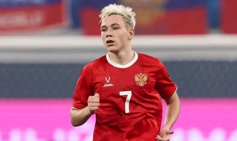Galatasaray'dan Batrakov atağı! PSG transferden geri adım attı 5 galatasaraydan batrakov atagi psg transferden geri adim atti 3 tiqmW4Ey