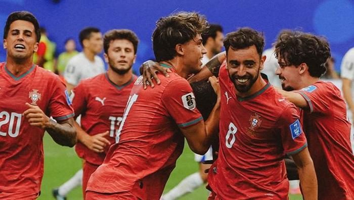 Galatasaray'dan havalimanını yakacak transfer! Okan Buruk şahsen görüşecek: Taraftarlar işaret bekliyor 5 galatasaraydan havalimanini yakacak transfer okan buruk sahsen gorusecek taraftarlar isaret bekliyor 3 rnmmOWMz