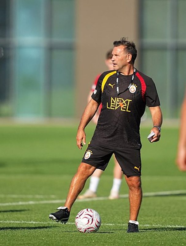 Galatasaray'dan ses getirecek transfer! Bu atılım Muhteşem Lig'e damga vurur 2 galatasaraydan ses getirecek transfer bu atilim muhtesem lige damga vurur 0 1wgmlQT8