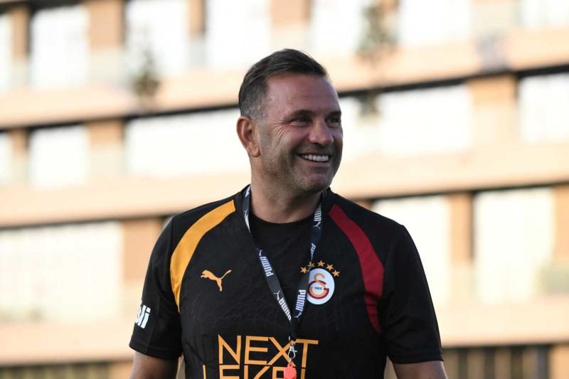 Galatasaray'dan sürpriz Ponomarenko formülü! Türkiye'ye gelmeyi çok istiyor 3 galatasaraydan surpriz ponomarenko formulu turkiyeye gelmeyi cok istiyor 1 F8lRTIGm