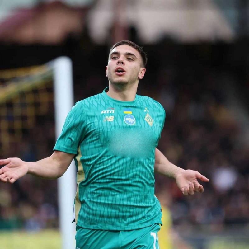 Galatasaray'dan sürpriz Ponomarenko formülü! Türkiye'ye gelmeyi çok istiyor 6 galatasaraydan surpriz ponomarenko formulu turkiyeye gelmeyi cok istiyor 4 89vU2NJu