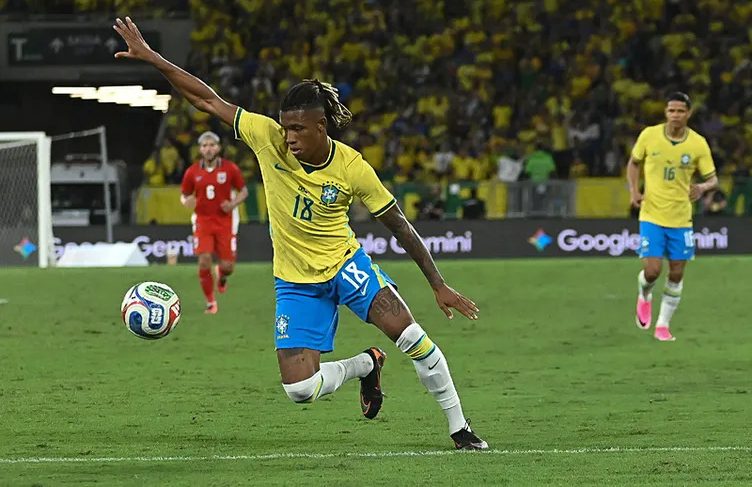 Galatasaray'dan sürpriz transfer! Brezilya basını duyurdu 4 galatasaraydan surpriz transfer brezilya basini duyurdu 2 EbRIl5Sp