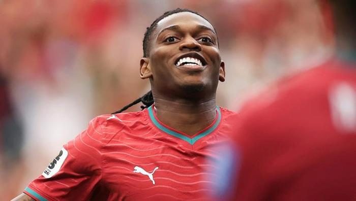 Galatasaray'dan taraftarla barışma transferi Rafael Leao! İtalyanlar tüm ayrıntıları açıkladı: Maaşı ve bonservisi... 4 galatasaraydan taraftarla barisma transferi rafael leao italyanlar tum ayrintilari acikladi maasi ve bonservisi 2 7smrPEbY