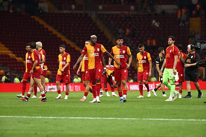 galatasaraydan transferde buyuk aykiri kose bu ismi kimse duymamisti 0 HfbKq3X1