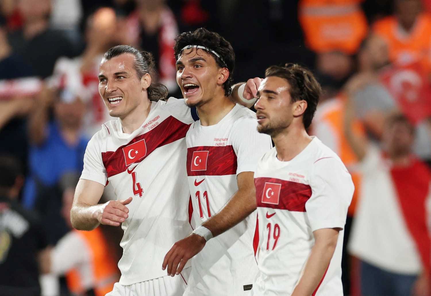 galatasaraydan ulusal yildizda israr okan burukun plani asik r oldu 6 2ImrYW2W