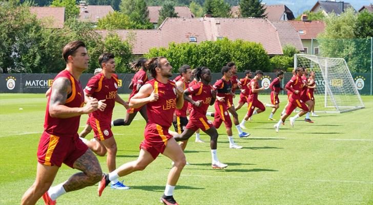 Galatasaray'ın Avusturya kampı sona erdi 1 galatasarayin avusturya kampi sona erdi