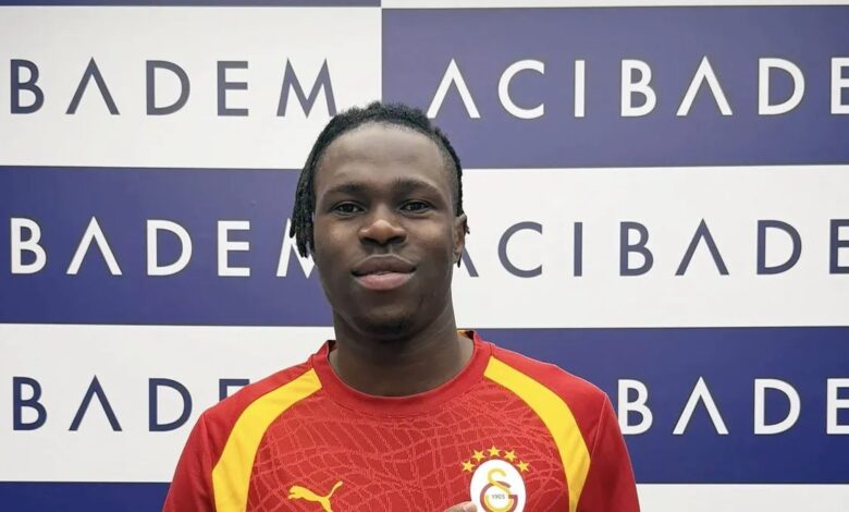 Galatasaraylı futbolcular sıhhat denetiminden geçti! 1 galatasarayli futbolcular sihhat denetiminden gecti KZPN4PDh
