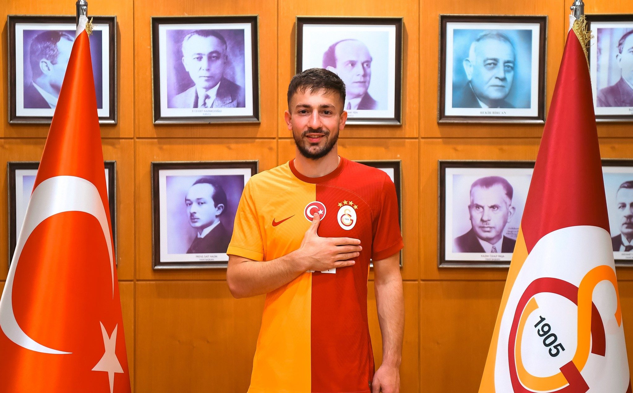 galatasarayli oyuncuya eski kulubu talip ayriliga musaade cikti 4 hbtXSe3M