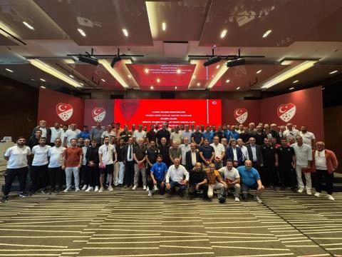 Gelişim Ligleri Amatör Kulüpler Akademi Yöneticileri Toplantısı Yapıldı 2 gelisim ligleri amator kulupler akademi yoneticileri toplantisi yapildi 0 MPSVq9Ov