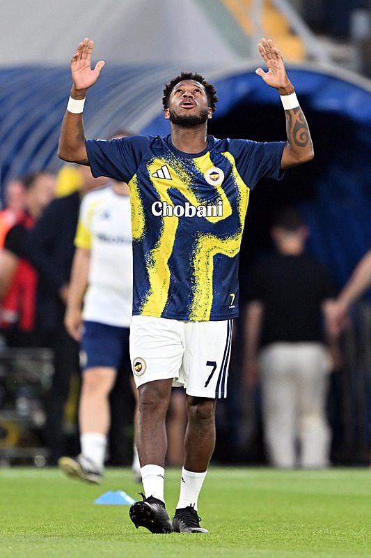 gornik zabrze maci sonrasi fenerbahcede birinci ayrilik kadroda kalacagi aciklanmisti 1 HtAQ9XZw