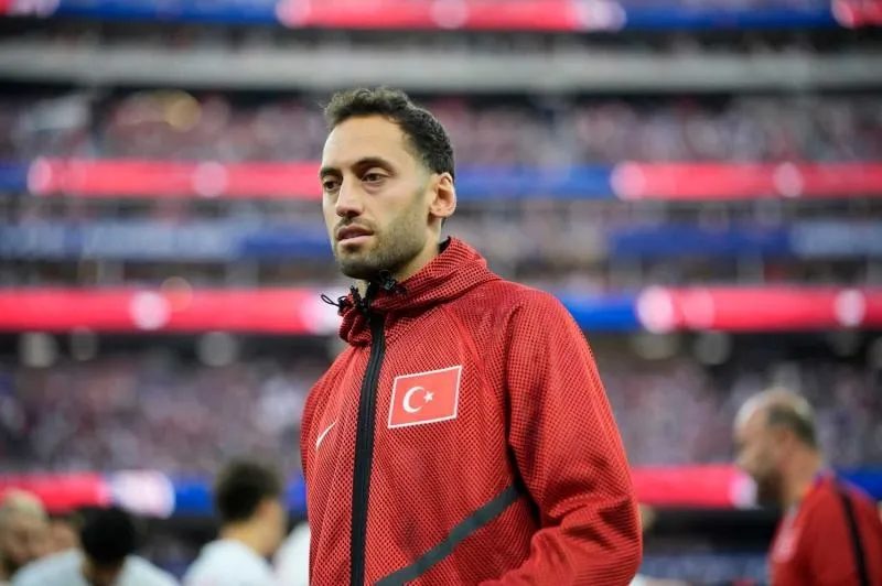 Hakan Çalhanoğlu'ndan transfer itirafı! Fenerbahçe ve Galatasaray... 5 hakan calhanoglundan transfer itirafi fenerbahce ve galatasaray 3 VrPORjwI