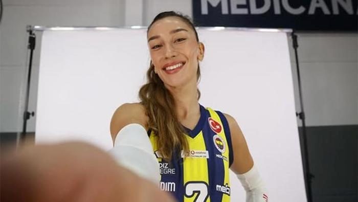 Hande Baladın'ın yeni sevgilisi uzunluğu uzunluğuna, huyu huyuna! Onuralp Bitim'le aşk tezleri 5 hande baladinin yeni sevgilisi uzunlugu uzunluguna huyu huyuna onuralp bitimle ask tezleri 3 7HKSj3zP