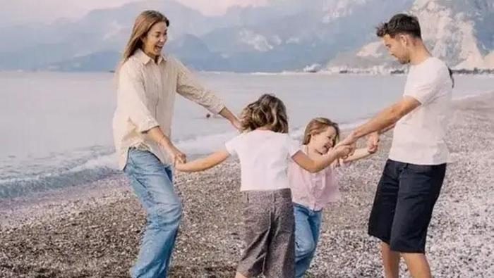 Hollandalı yıldızın ailesi Türkiye'ye yerleşti! Her şeye ahenk sağladılar 7 hollandali yildizin ailesi turkiyeye yerlesti her seye ahenk sagladilar 5