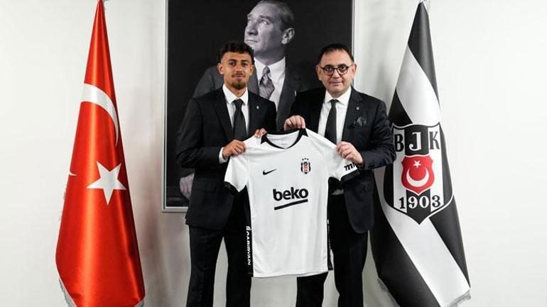 İlhan Fakılı formayı giydi, 4 yıllık imzayı attı 2 ilhan fakili formayi giydi 4 yillik imzayi atti 0