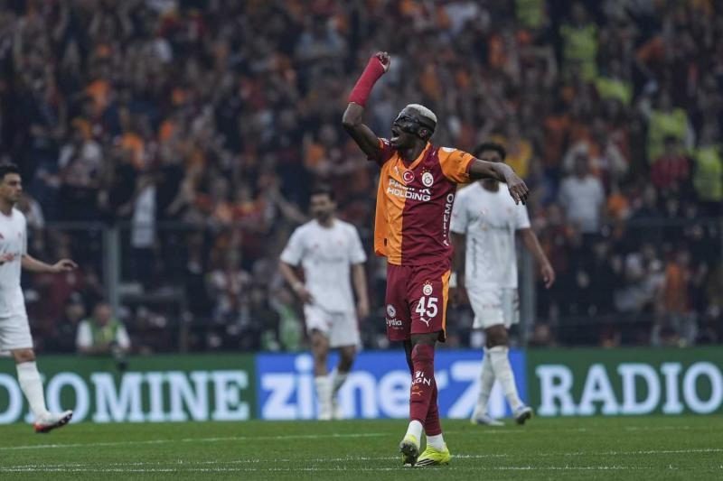 İngiliz yazar, Victor Osimhen transferini değerlendirdi! Rekor bedel ortaya çıktı 4 ingiliz yazar victor osimhen transferini degerlendirdi rekor bedel ortaya cikti 2 OnJlh9Q7
