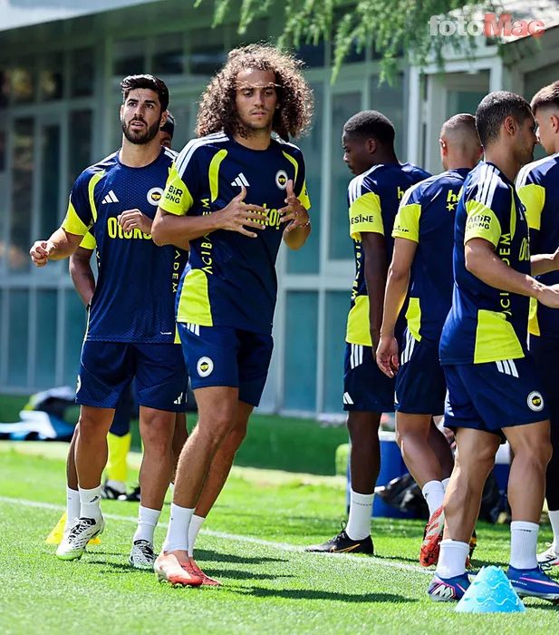 İsmail Kartal'ın eski öğrencisi Fenerbahçe'ye geri dönüyor! İngilizler duyurdu 3 ismail kartalin eski ogrencisi fenerbahceye geri donuyor ingilizler duyurdu 1 wTwDgw1R