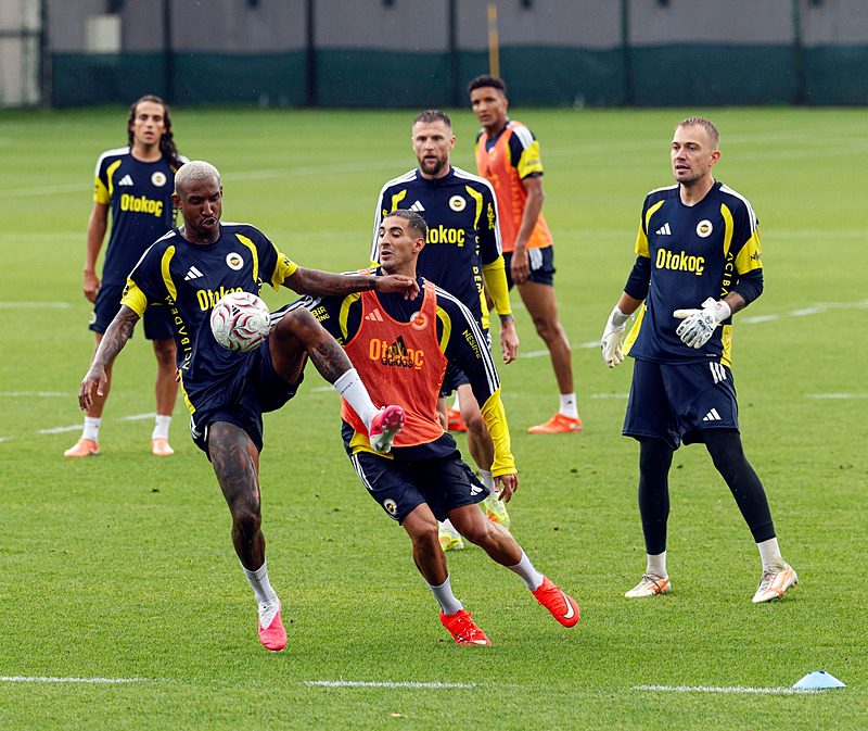 iste fenerbahcede 104 defteri 6 oyuncuyla yollar ayriliyor 1 DB9j2MBg