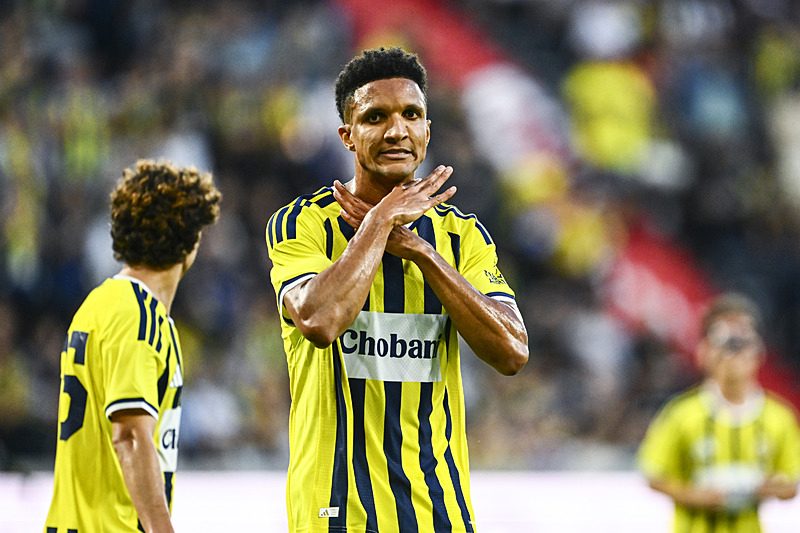 iste fenerbahcede 104 defteri 6 oyuncuyla yollar ayriliyor 7 taKEvVEW