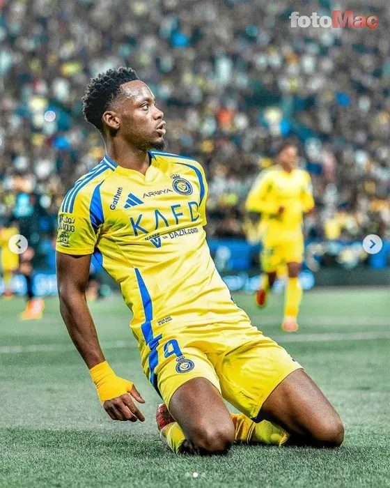 Jhon Duran Galatasaray forması giymek için gün sayıyor! 11 jhon duran galatasaray formasi giymek icin gun sayiyor 9