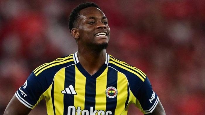 jhon duran imzayi atiyor iste birinci aciklamalari cok memnunum taraftarin takviyesini almayi umuyorum 0 sNRV6kc9