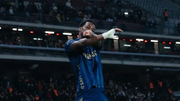Jhon Duran'da maaş krizi! Galatasaray'ı bekliyor: Al Nassr'da meseleler büyüyor 4 jhon duranda maas krizi galatasarayi bekliyor al nassrda meseleler buyuyor 2 1AUUqqLi