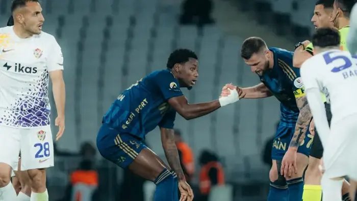 Jhon Duran'da maaş krizi! Galatasaray'ı bekliyor: Al Nassr'da meseleler büyüyor 6 jhon duranda maas krizi galatasarayi bekliyor al nassrda meseleler buyuyor 4 EXiBsF5B