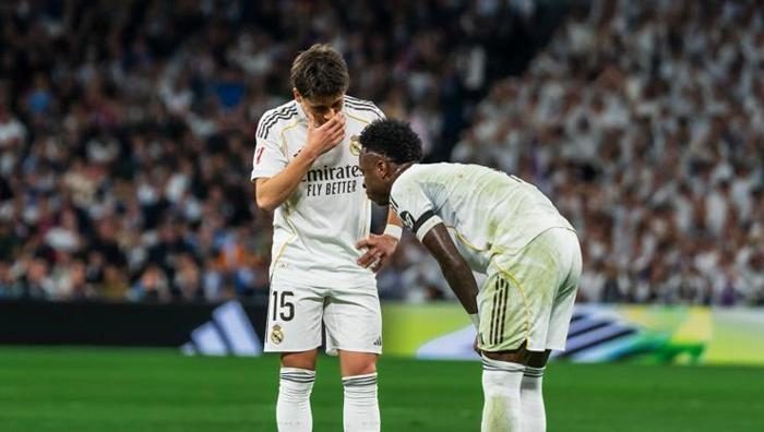 Jose Mournho'nun yeni Mesut Özil'i: Arda Güler! İspanyollar planı duyurdu 4 jose mournhonun yeni mesut ozili arda guler ispanyollar plani duyurdu 2 l8nbJmeb