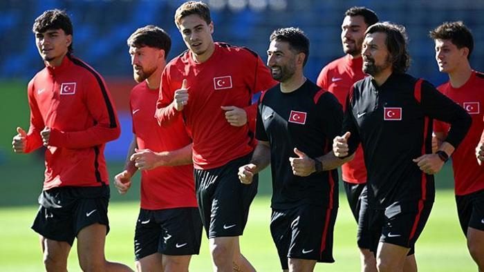 'Kaçırılmaması gereken bir isim!' Italiano istedi, Salih yine masada 5 kacirilmamasi gereken bir isim italiano istedi salih yine masada 3 UbARLW8D