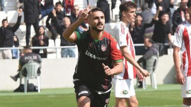 karsiyakada omer faruk beklentisi jZ2UTJ79