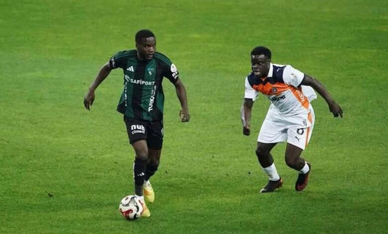 Kocaelispor'dd 3 yıllık imza 1 kocaelispordd 3 yillik imza 3mrujrKG