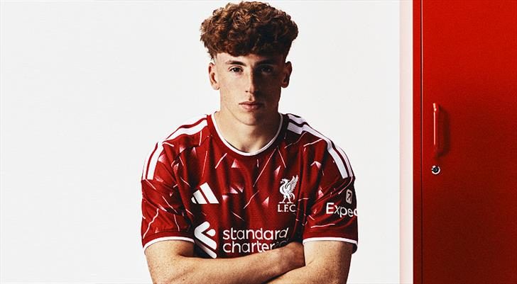 Liverpool 40 milyon Euro'luk transferi resmen duyurdu 1 liverpool 40 milyon euroluk transferi resmen duyurdu