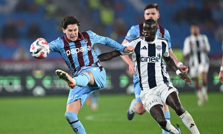 Lovik resmen Molde'de 1 lovik resmen moldede YIhmQ6Ad
