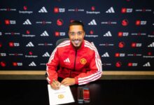 manchester united youri tielemansi transfer etti UxFxHhCR