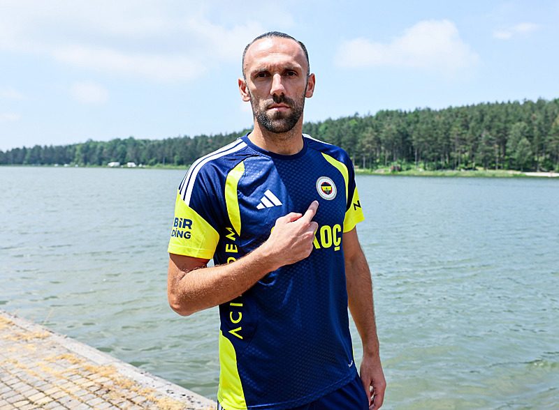 Menajerlerden Fenerbahçe'ye sürpriz öneri! Transferde sıcak gelişme 2 menajerlerden fenerbahceye surpriz oneri transferde sicak gelisme 0 s5LvdknC