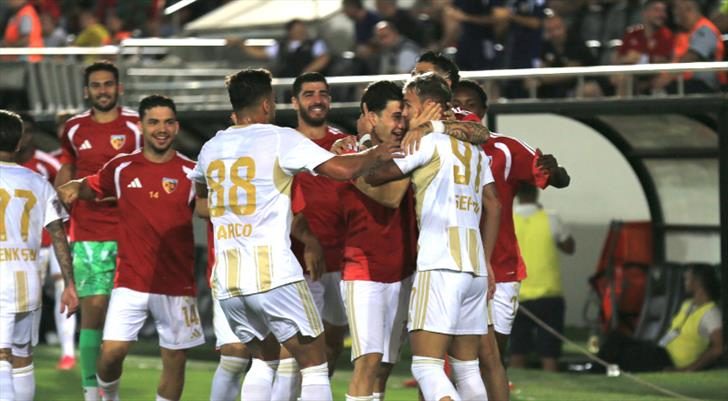 Metro Holding Kayserispor lige 3 puanla başladı! 1 metro holding kayserispor lige 3 puanla basladi brMtwAhR