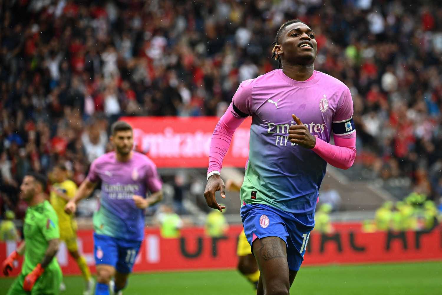 milanoda 2 leao zirvesi iste fenerbahcenin yeni teklifi 6 5e85PamK