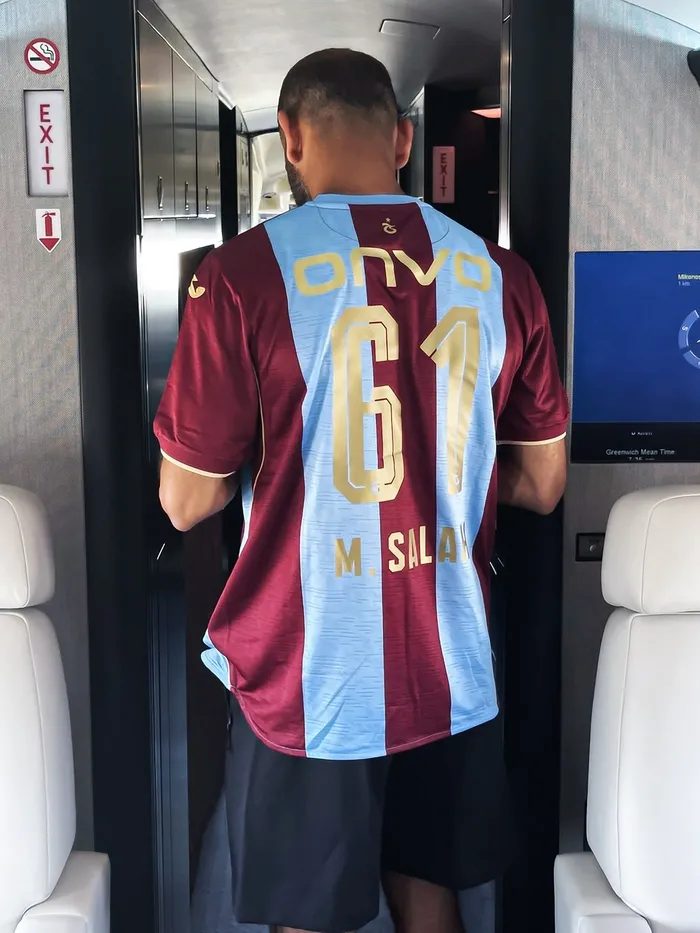 Mohamed Salah Trabzonspor formasını giydi! İşte o imajlar 3 mohamed salah trabzonspor formasini giydi iste o imajlar 1