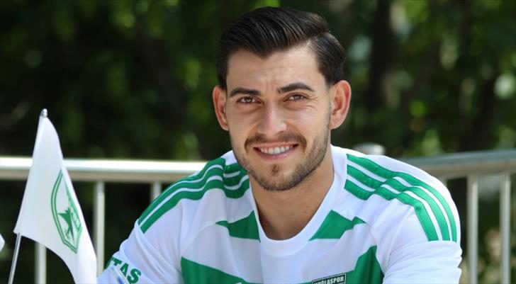 Muğlaspor'dan orta sahaya takviye! 1 muglaspordan orta sahaya takviye atYM74A3