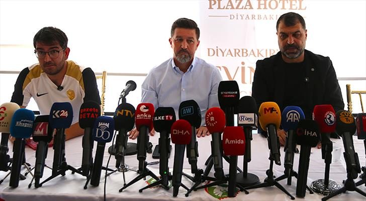 Nedim Şimşek: "Fenerbahçe'den 3-4 futbolcu istedik" 1 nedim simsek fenerbahceden 3 4 futbolcu istedik ALcTq9Q4