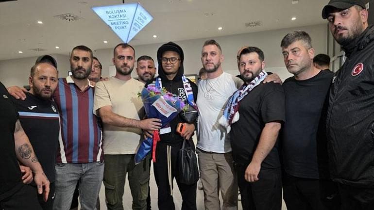 Noah Saviolo Trabzon'a geldi... 'Trabzonspor'u seçme nedenlerimden bir tanesi de bu' 2 noah saviolo trabzona geldi trabzonsporu secme nedenlerimden bir tanesi de bu 0