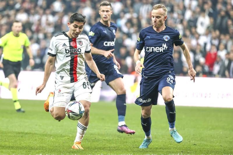 Okan Buruk, transferde Beşiktaş'ın eski yıldızını gözüne kestirdi! 7 okan buruk transferde besiktasin eski yildizini gozune kestirdi 5 M1KWDsV8
